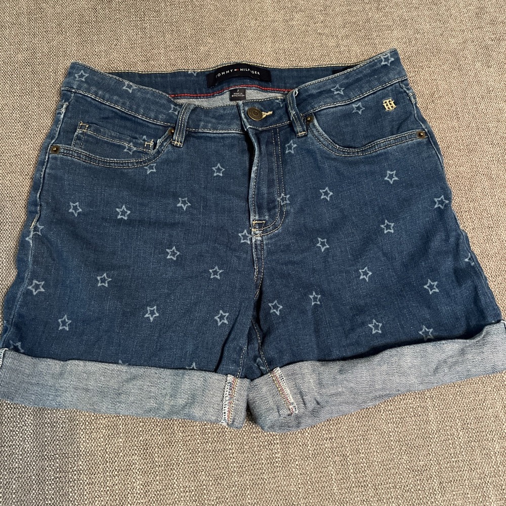 Tommy Hilfiger Greenwich Denim Cuffed Jean‎ Shorts Women's SZ 2 Allover Stars